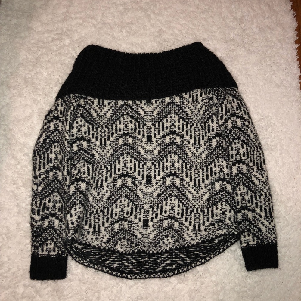 abercrombie off the shoulder sweater